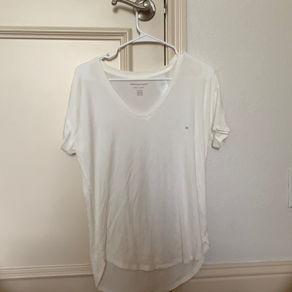 NWT AMERICAN EAGLE SOFT AND SEXY XS WHITE TEE